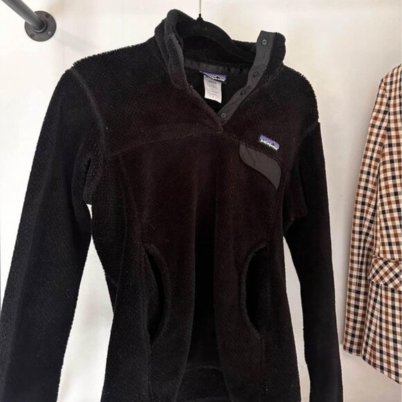 Black Patagonia's Women Pullover - Picture 1 of 2